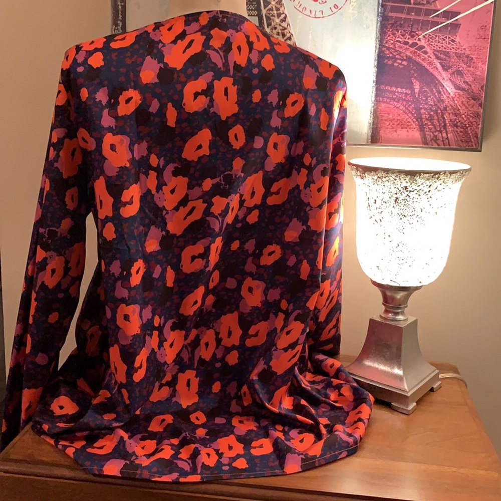Multicoloured Surplice Top - Picture 6 of 6